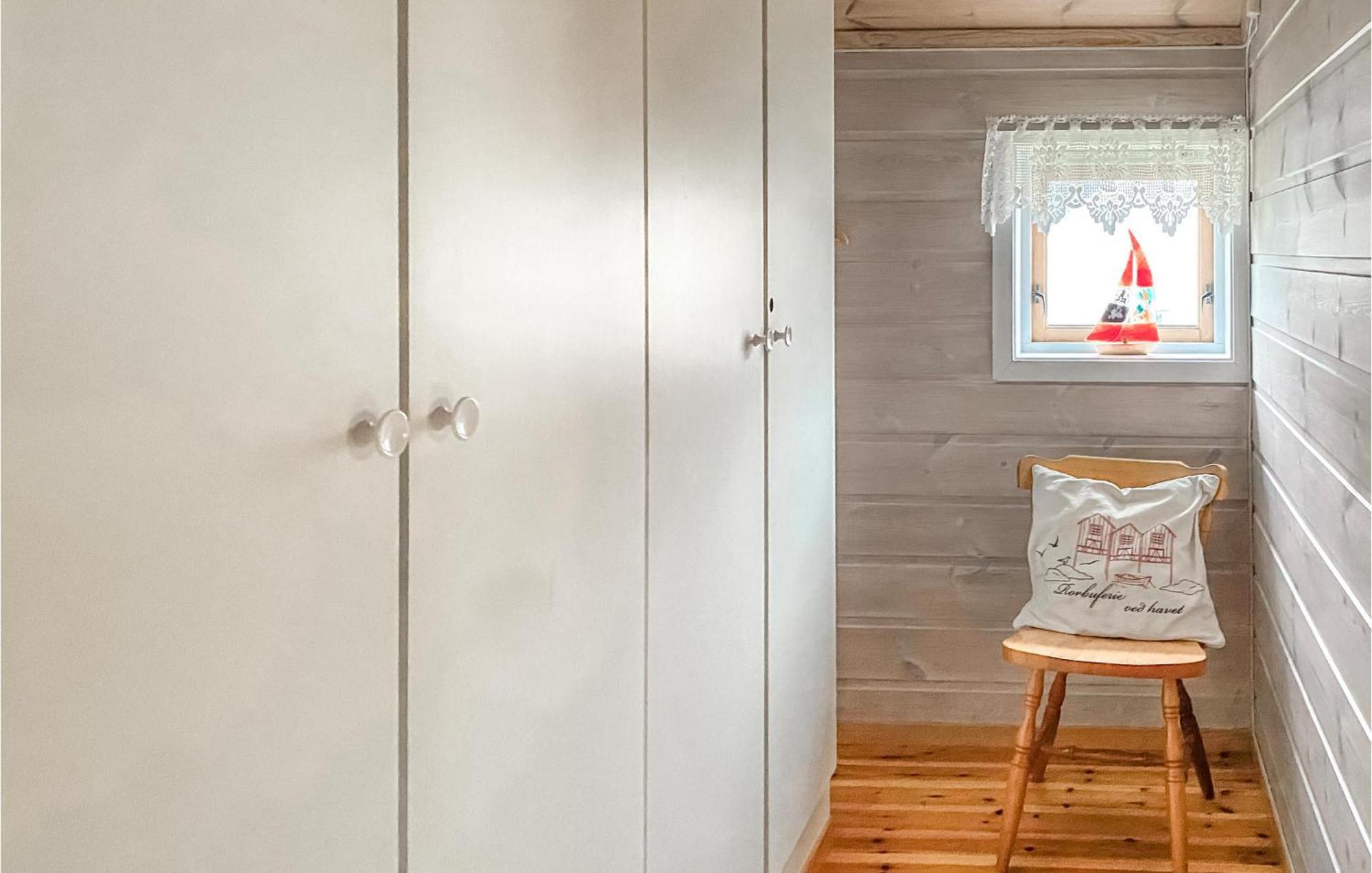 2 Bedroom Stunning Home In Lyngdal Exterior foto